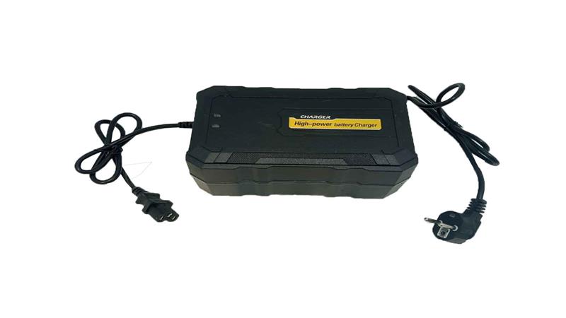 ŞARJ CİHAZI (GL15000)